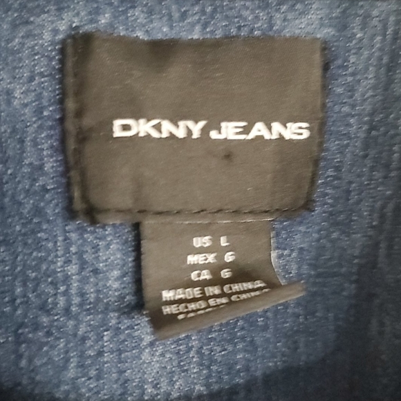 Item #15* DKNY Womens Jean Jacket sz Large - Picture 2 of 5